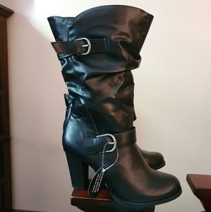 New black boots